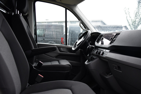 Volkswagen Crafter 35 2.0 TDI L3H3 Black Edition Camera, Carplay, LED, 177pk, Automaat, Standkachel, Geveerde stoel, Uniek!