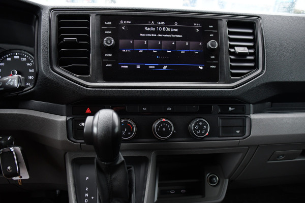 Volkswagen Crafter 35 2.0 TDI L3H3 Black Edition Camera, Carplay, LED, 177pk, Automaat, Standkachel, Geveerde stoel, Uniek!