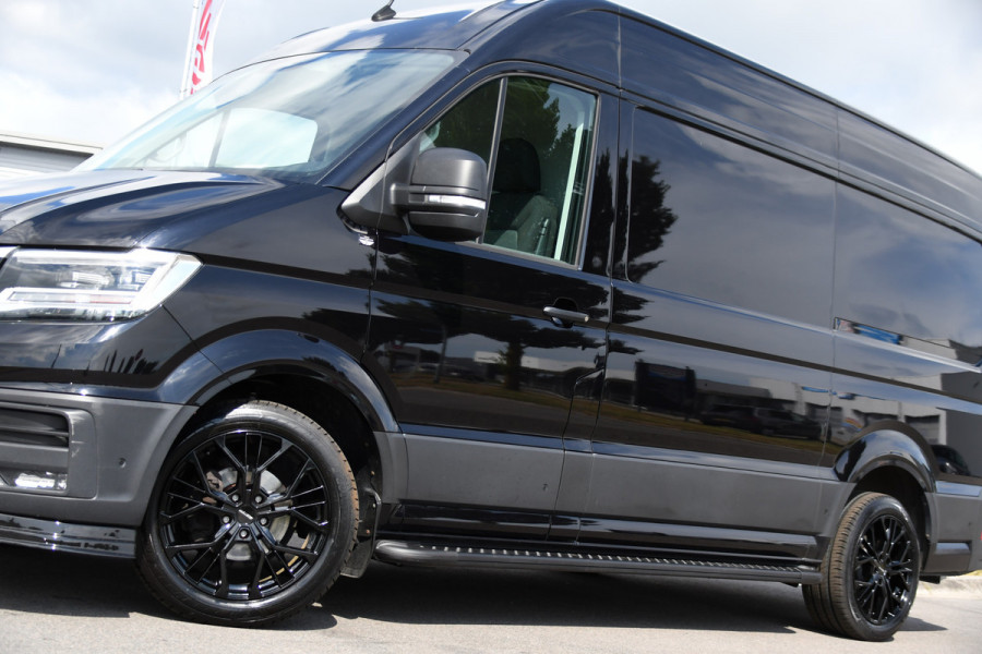 Volkswagen Crafter 35 2.0 TDI L3H3 Black Edition Camera, Carplay, LED, 177pk, Automaat, Standkachel, Geveerde stoel, Uniek!