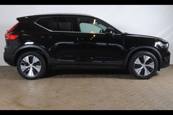 Volvo XC40 1.5 T4 Rech RDesExpr | Trekhaak | Carplay | Camera
