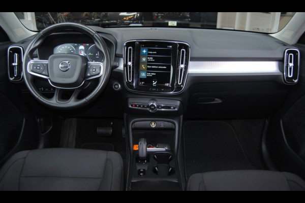 Volvo XC40 1.5 T4 Rech RDesExpr | Trekhaak | Carplay | Camera