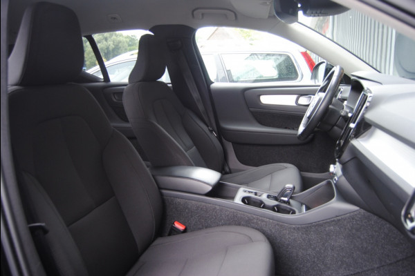 Volvo XC40 1.5 T4 Rech RDesExpr | Trekhaak | Carplay | Camera