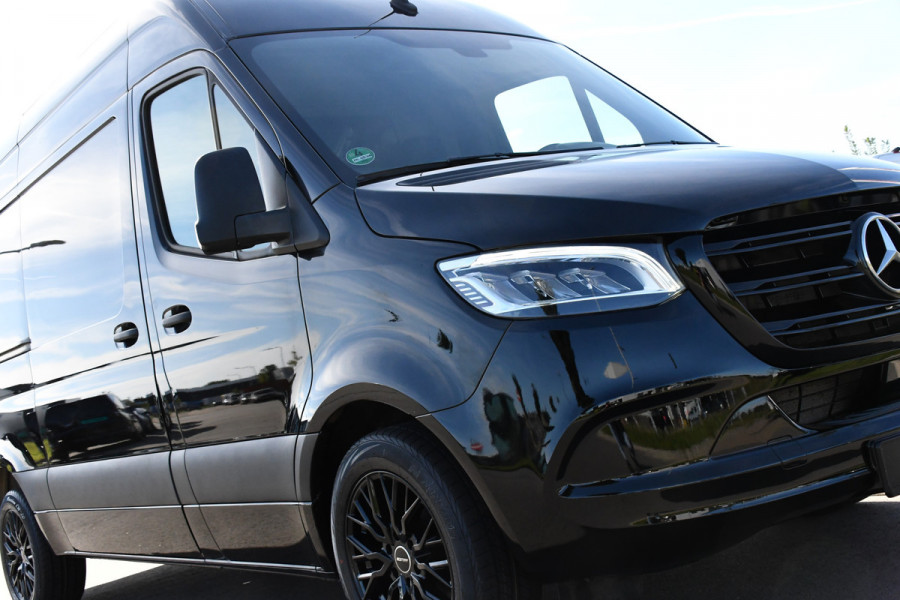 Mercedes-Benz Sprinter 315 1.9 CDI L2H2 Black Edition Camera, Cruise, Carplay, LED, 150pk, Automaat, Multimedia, Uniek!