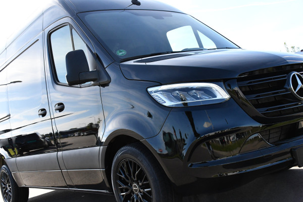 Mercedes-Benz Sprinter 315 1.9 CDI L2H2 Black Edition Camera, Cruise, Carplay, LED, 150pk, Automaat, Multimedia, Uniek!