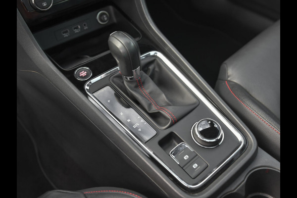 Seat Ateca 1.5 TSI FR Leren bekleding Panoramadak Camera Navi Stoelverwarming