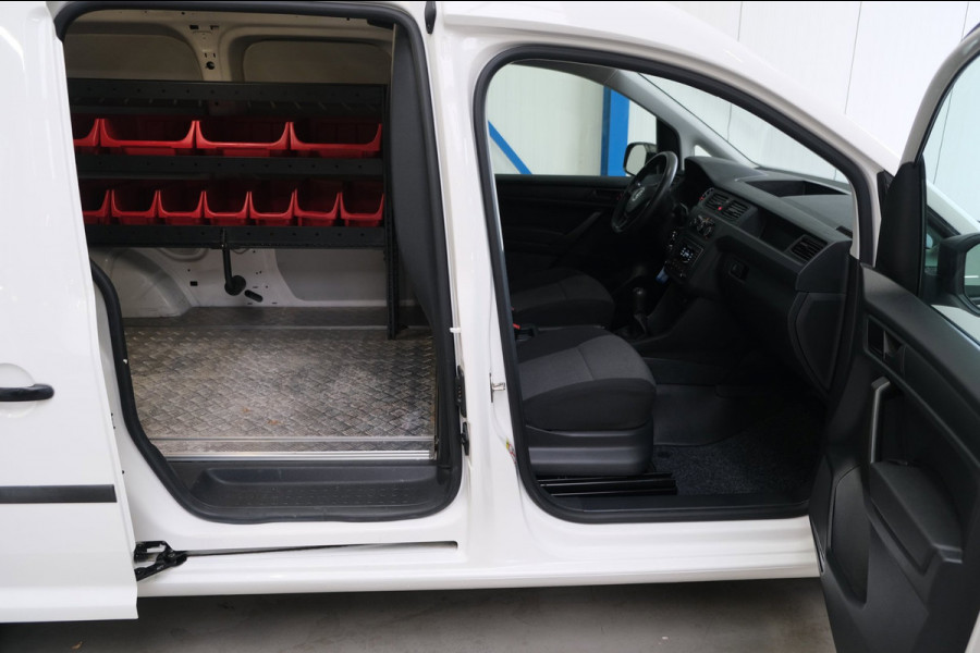Volkswagen Caddy 1.0 TSI L2H1 BMT Maxi - Airco, Cruise, Trekhaak, Kasten inrichting.