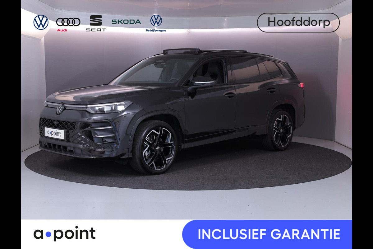 Volkswagen Tayron 1.5 eHybrid R-Line Edition 204 pk Automaat (DSG) | Verlengde garantie | Navigatie | Panoramadak | Trekhaak (wegklapbaar) | Parkeersensoren (Park assist) | Rondomzicht camera | Black Style pakket | R-Line |