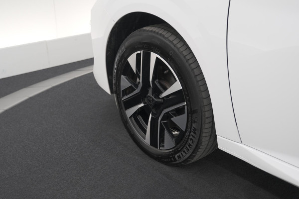 Peugeot e-208 EV Allure 50 kWh | SOH 99,9% | 11 KW Laadfunctie | Apple Carplay | Parkeersensoren