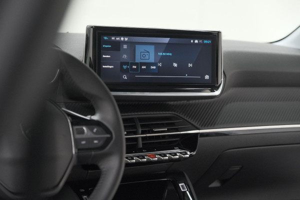Peugeot e-208 EV Allure 50 kWh | SOH 99,9% | 11 KW Laadfunctie | Apple Carplay | Parkeersensoren