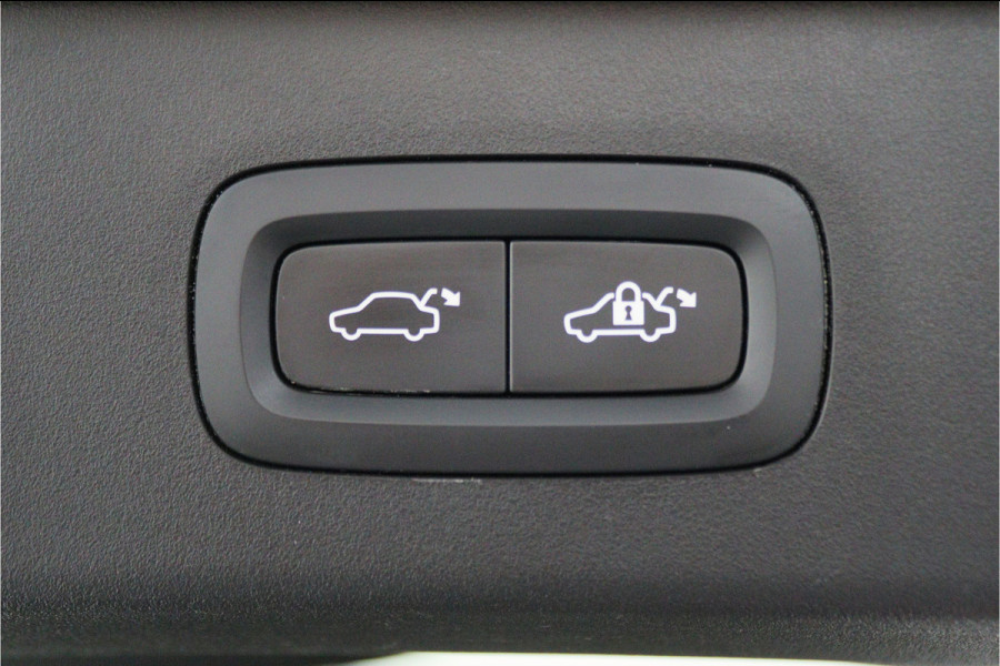 Lynk & Co 01 1.5 Plug-in Hybrid 360° Camera, Panoramadak, ACC, Apple Carplay, Infinity Sound, DAB, 20''