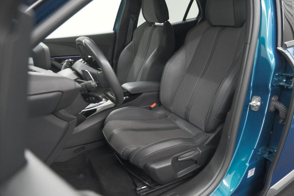 Peugeot 2008 1.2 Hybrid 145 GT | Camera | Apple Carplay | Parkeersensoren