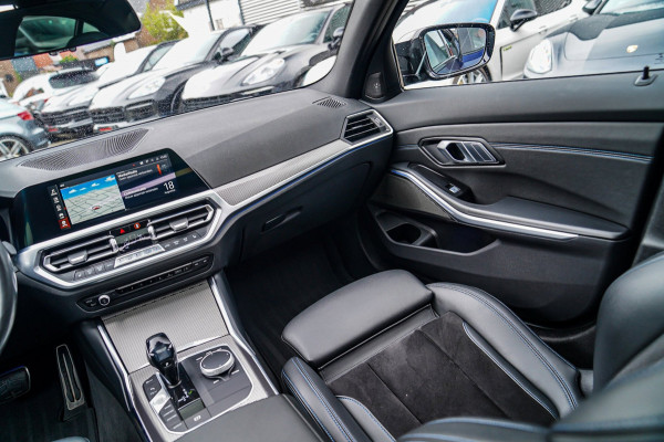 BMW 3-serie M340i xDrive High Executive | Schuifdak | Mosselman Tuning | Head up | Carplay | HarmanKardon | Stuurwielverwarming