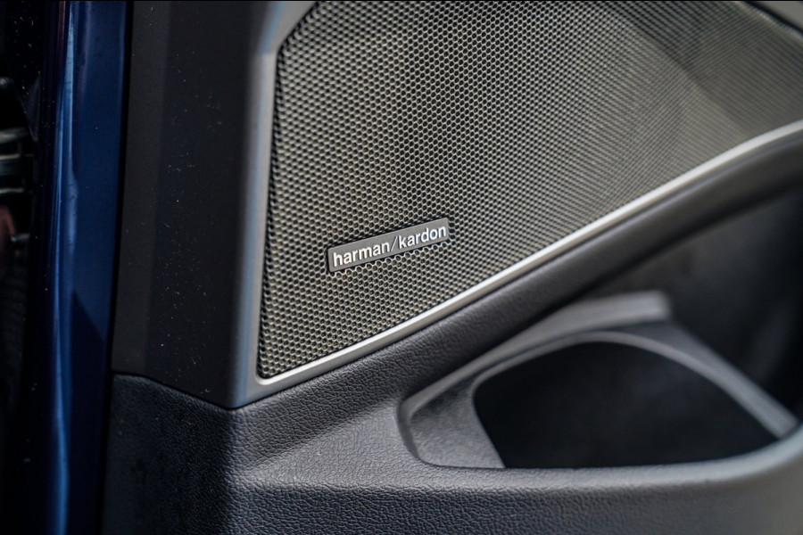 BMW 3-serie M340i xDrive High Executive | Schuifdak | Mosselman Tuning | Head up | Carplay | HarmanKardon | Stuurwielverwarming