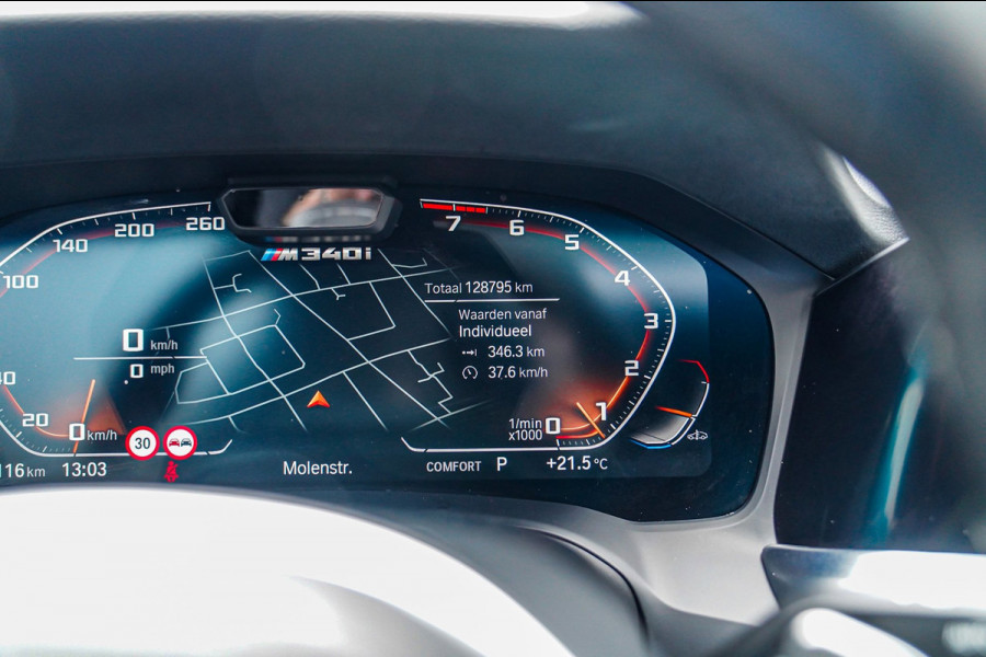 BMW 3-serie M340i xDrive High Executive | Schuifdak | Mosselman Tuning | Head up | Carplay | HarmanKardon | Stuurwielverwarming
