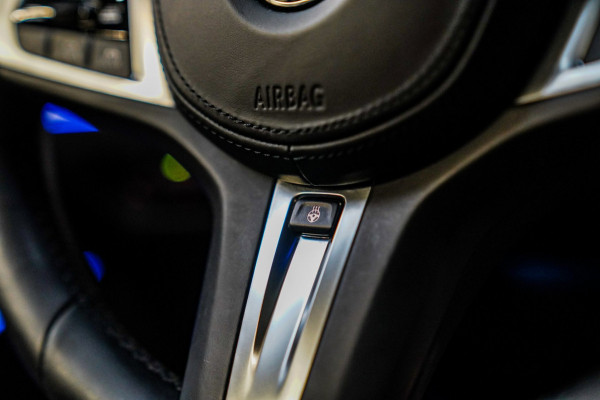 BMW 3-serie M340i xDrive High Executive | Schuifdak | Mosselman Tuning | Head up | Carplay | HarmanKardon | Stuurwielverwarming