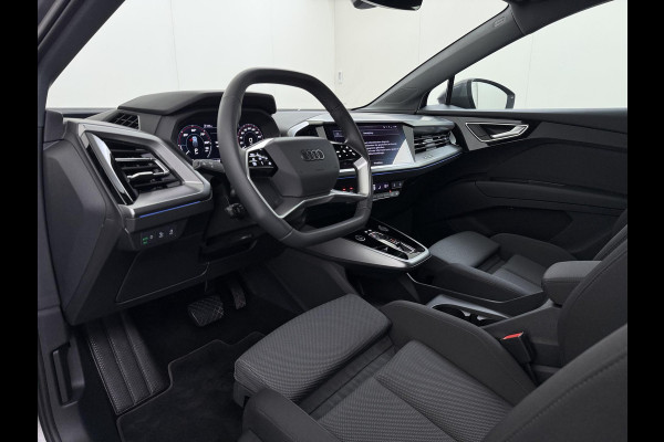 Audi Q4 Sportback e-tron 45 S Edition 82 kWh VAN: 44.900,- VOOR: 40.877,- UW HERFSTVOORDEEL: 4.023,- SOH 96% | S-Exterieur | ADAPT. CRUISE CONTROL | STOELVERWARMING | ELEK. ACHTERKLEP | ACHTERUIRIJCAMERA | RIJKLAAR + 12 MND BOVAG GARANTIE | RESTERENDE ACCU GARANTIE TOT EN MET 2032 OF 160k KM |