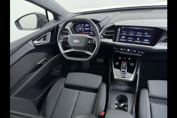 Audi Q4 Sportback e-tron 45 S Edition 82 kWh VAN: 44.900,- VOOR: 40.877,- UW HERFSTVOORDEEL: 4.023,- SOH 96% | S-Exterieur | ADAPT. CRUISE CONTROL | STOELVERWARMING | ELEK. ACHTERKLEP | ACHTERUIRIJCAMERA | RIJKLAAR + 12 MND BOVAG GARANTIE | RESTERENDE ACCU GARANTIE TOT EN MET 2032 OF 160k KM |