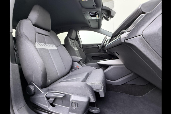 Audi Q4 Sportback e-tron 45 S Edition 82 kWh VAN: 44.900,- VOOR: 40.877,- UW HERFSTVOORDEEL: 4.023,- SOH 96% | S-Exterieur | ADAPT. CRUISE CONTROL | STOELVERWARMING | ELEK. ACHTERKLEP | ACHTERUIRIJCAMERA | RIJKLAAR + 12 MND BOVAG GARANTIE | RESTERENDE ACCU GARANTIE TOT EN MET 2032 OF 160k KM |