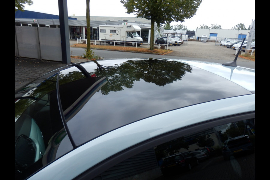 Fiat 500 Hybrid Dolcevita | Clima | Apple Carpl. Andr. Auto | Panoramadak