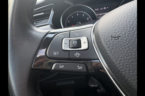 Volkswagen Touran 1.5 TSi DSG Comfortline 7-pers. SCHUIFDAK/LEDER/CAMERA/NAVI/ADAPT.CRUISE/WINTERPACK