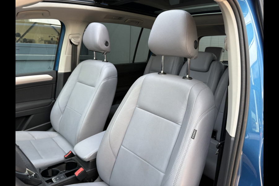 Volkswagen Touran 1.5 TSi DSG Comfortline 7-pers. SCHUIFDAK/LEDER/CAMERA/NAVI/ADAPT.CRUISE/WINTERPACK