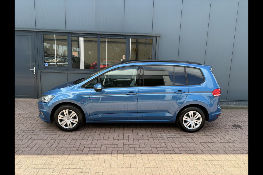 Volkswagen Touran 1.5 TSi DSG Comfortline 7-pers. SCHUIFDAK/LEDER/CAMERA/NAVI/ADAPT.CRUISE/WINTERPACK