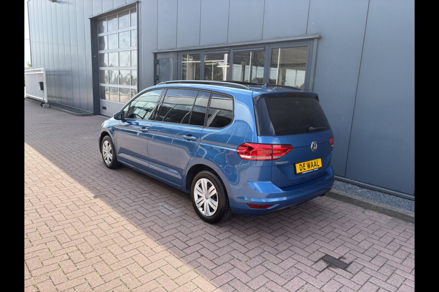 Volkswagen Touran 1.5 TSi DSG Comfortline 7-pers. SCHUIFDAK/LEDER/CAMERA/NAVI/ADAPT.CRUISE/WINTERPACK