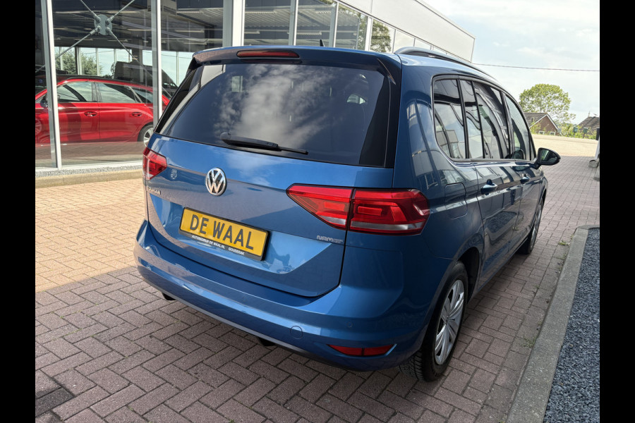 Volkswagen Touran 1.5 TSi DSG Comfortline 7-pers. SCHUIFDAK/LEDER/CAMERA/NAVI/ADAPT.CRUISE/WINTERPACK