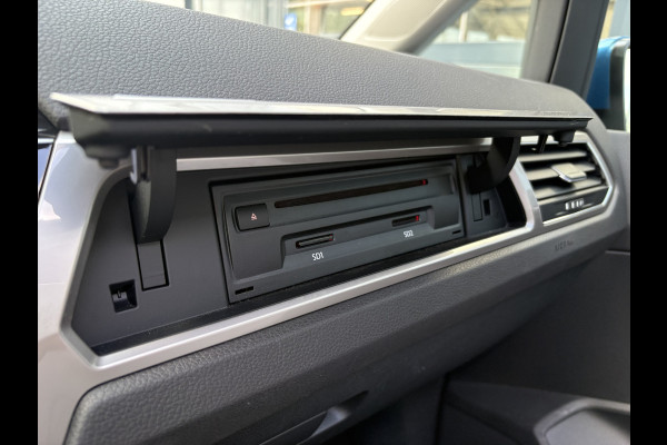 Volkswagen Touran 1.5 TSi DSG Comfortline 7-pers. SCHUIFDAK/LEDER/CAMERA/NAVI/ADAPT.CRUISE/WINTERPACK