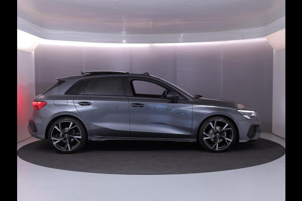 Audi A3 Sportback 30 TFSI S edition 110 pk S-tronic | Verlengde garantie | Navigatie | Panoramadak | Parkeersensoren (Park assist) | Achteruitrijcamera | Stoelverwarming | S-Line |