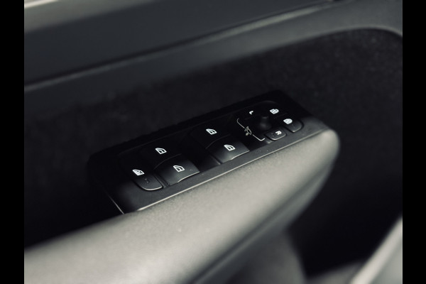 Volvo XC40 1.5 T4 Recharge Inscription Expression | ACC | 360 Cam. | Keyless