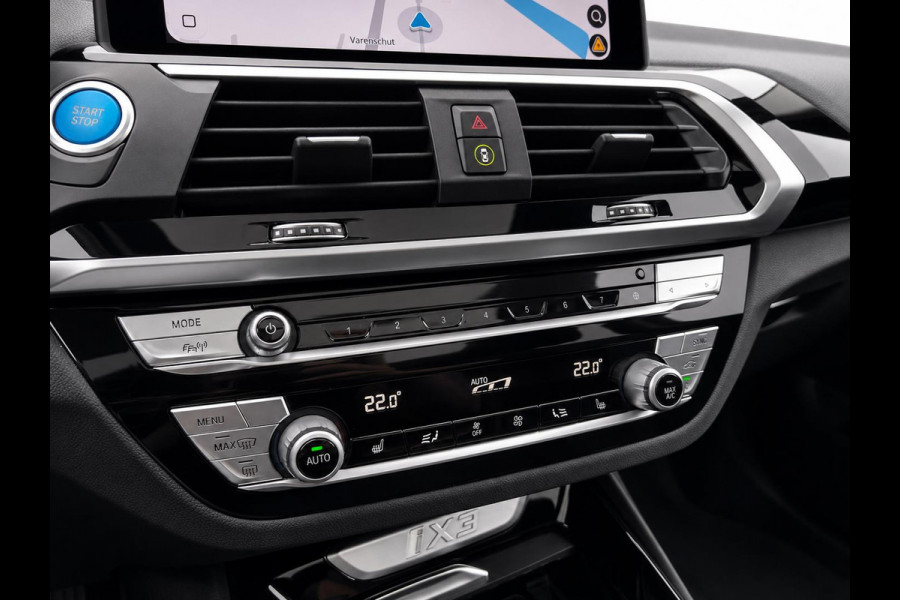 BMW iX3 High Executive Edition 80 kWh SOH 98,6% Panoramadak Trekhaak Navigatie Apple CarPlay Android Auto Camera Parkeerhulp Adaptive Cruise Control Stoelverwarming Full Led Leder Climate Control Lichtmetalen velgen