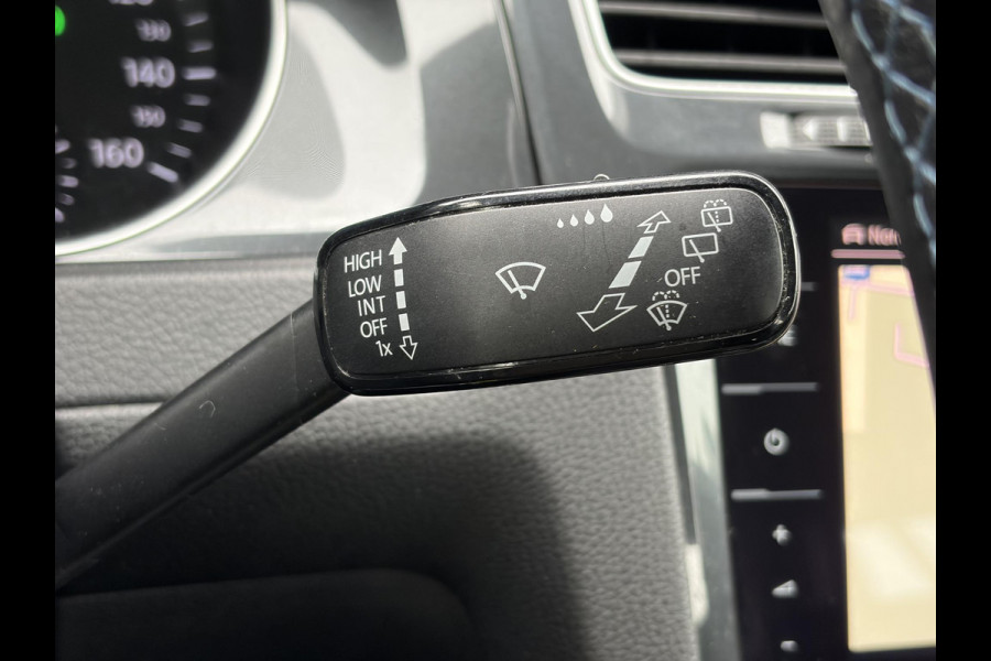 Volkswagen e-Golf e-Golf SOH 88.21% l 2e Eigenaar l Carplay l Navi l Stoelverw l Clima l Cruise l Lmv l Pdc V+A l N.A.P l Nieuwe Apk bij Aflevering