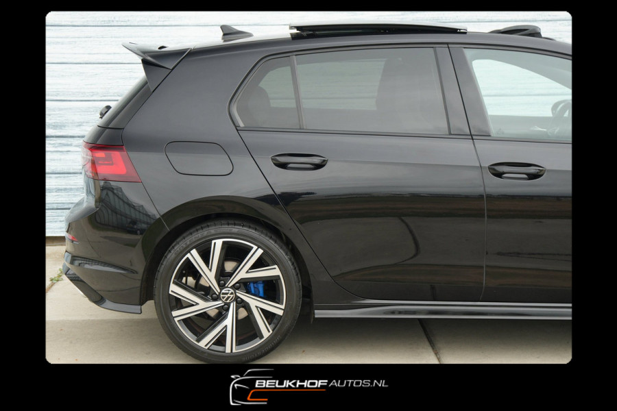 Volkswagen Golf 1.5 eTSI R-Line Pano H&K Audio Cruise Camera
