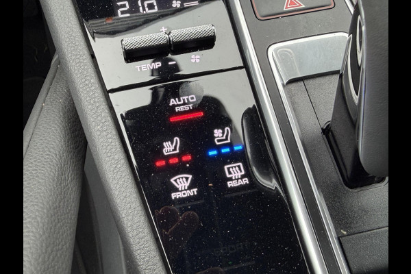 Porsche Cayenne 3.0 E-Hybrid Sport Chrono | Panoramadak | Camera | Head-Up Display | Stoelventilatie/Verwarming | Bose |