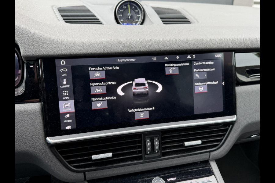 Porsche Cayenne 3.0 E-Hybrid Sport Chrono | Panoramadak | Camera | Head-Up Display | Stoelventilatie/Verwarming | Bose |