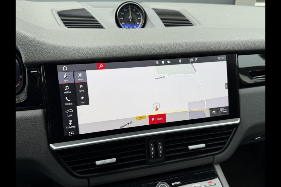 Porsche Cayenne 3.0 E-Hybrid Sport Chrono | Panoramadak | Camera | Head-Up Display | Stoelventilatie/Verwarming | Bose |