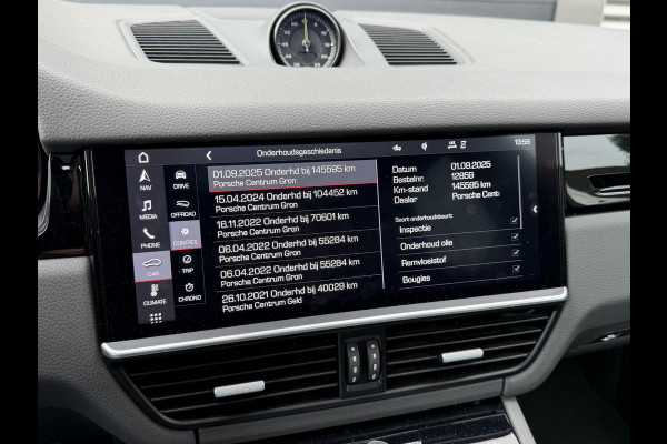 Porsche Cayenne 3.0 E-Hybrid Sport Chrono | Panoramadak | Camera | Head-Up Display | Stoelventilatie/Verwarming | Bose |