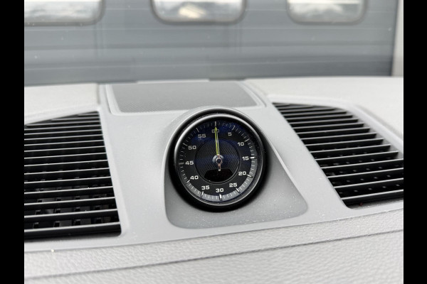 Porsche Cayenne 3.0 E-Hybrid Sport Chrono | Panoramadak | Camera | Head-Up Display | Stoelventilatie/Verwarming | Bose |