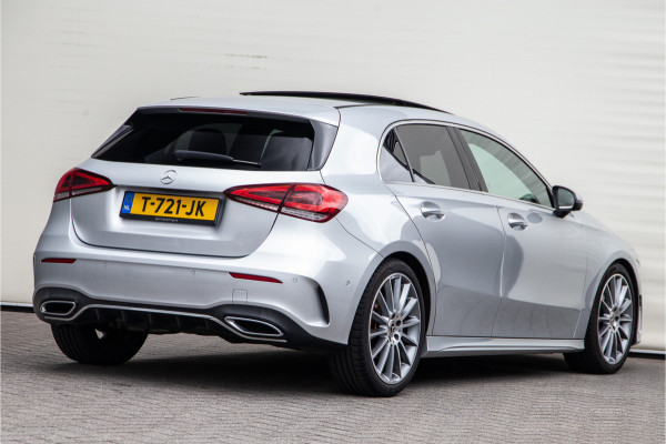 Mercedes-Benz A-Klasse 200 AMG Premium, Pano, Widescreen, Sfeerverlichting, 19"