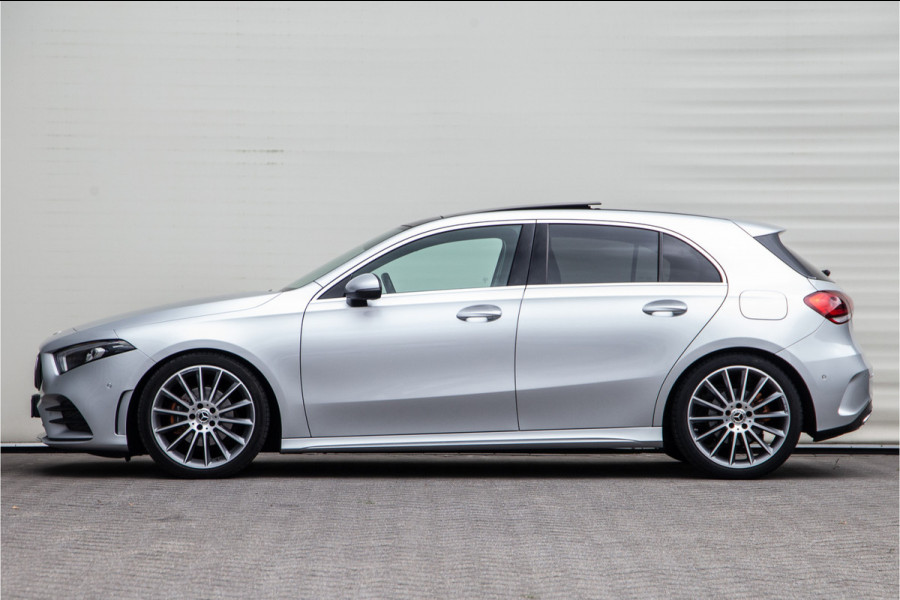 Mercedes-Benz A-Klasse 200 AMG Premium, Pano, Widescreen, Sfeerverlichting, 19"
