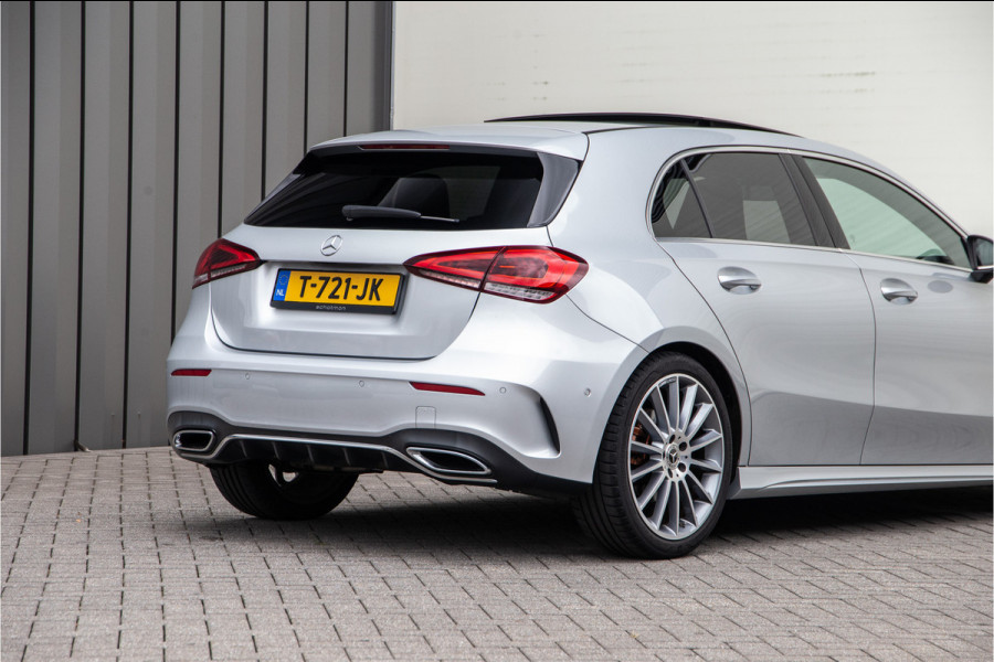 Mercedes-Benz A-Klasse 200 AMG Premium, Pano, Widescreen, Sfeerverlichting, 19"