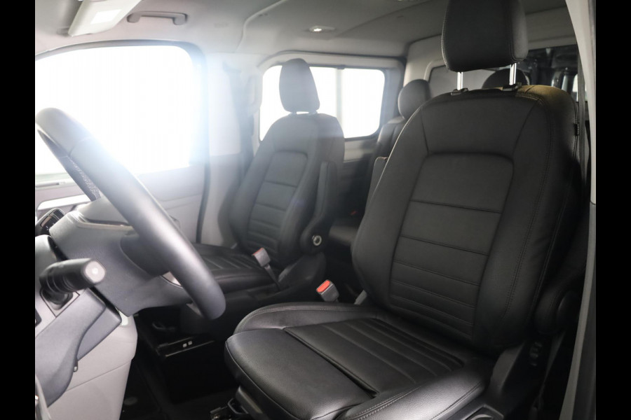 Volkswagen E-Transporter 32 L2H1 Bulli 64 kWh | Vol!! | Dubbel Cabine | Leer | Trekhaak |
