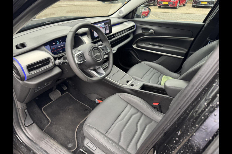 Jeep Avenger 1.2 e-Hybrid Summit AUTOMAAT | PANORAMADAK | CAMERA | LEDER | STOEL MASSAGE | EL. KLEP | 12 MND BOVAG GARANTIE