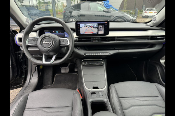 Jeep Avenger 1.2 e-Hybrid Summit AUTOMAAT | PANORAMADAK | CAMERA | LEDER | STOEL MASSAGE | EL. KLEP | 12 MND BOVAG GARANTIE