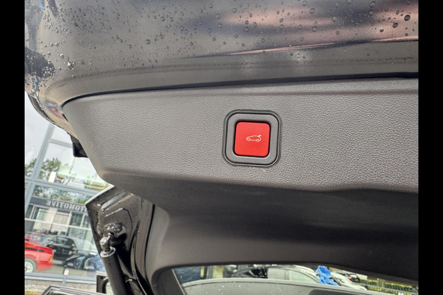 Jeep Avenger 1.2 e-Hybrid Summit AUTOMAAT | PANORAMADAK | CAMERA | LEDER | STOEL MASSAGE | EL. KLEP | 12 MND BOVAG GARANTIE