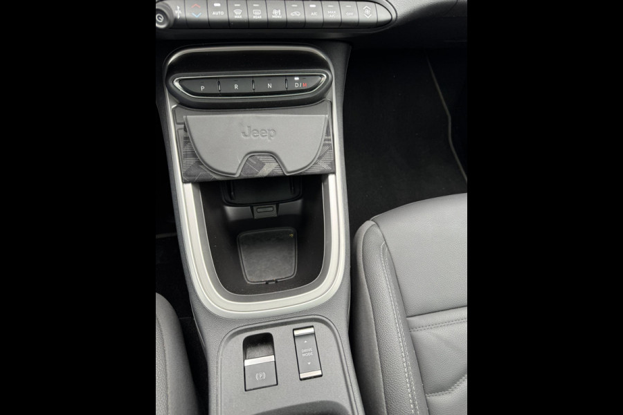 Jeep Avenger 1.2 e-Hybrid Summit AUTOMAAT | PANORAMADAK | CAMERA | LEDER | STOEL MASSAGE | EL. KLEP | 12 MND BOVAG GARANTIE