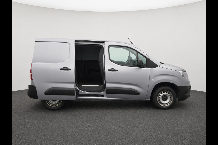 Opel Combo 1.5D L1H1 102 pk Edition Navigatie Apple CarPlay Android Auto Parkeerhulp achter Airco DAB