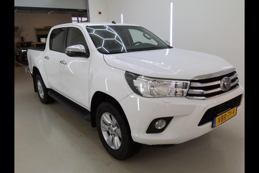 Toyota Hilux 2.4 D-4D AUTOMAAT 4WD 4x4 Double Cab