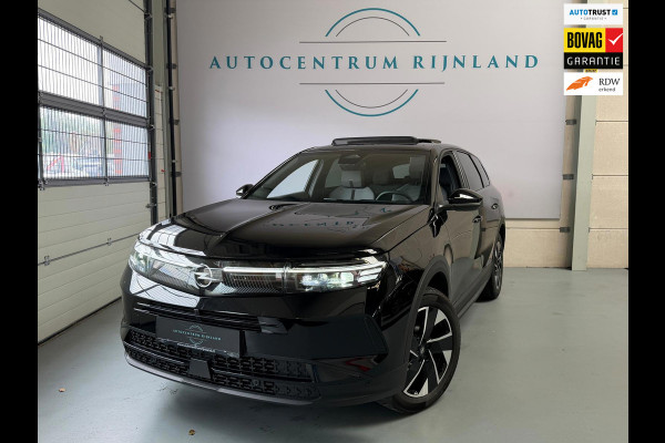 Opel Grandland 1.2 Turbo Hybrid GS, 1 jaar Bovag garantie, Panoramdak, Head up display, Camera, Stoel/Stuurverwarming